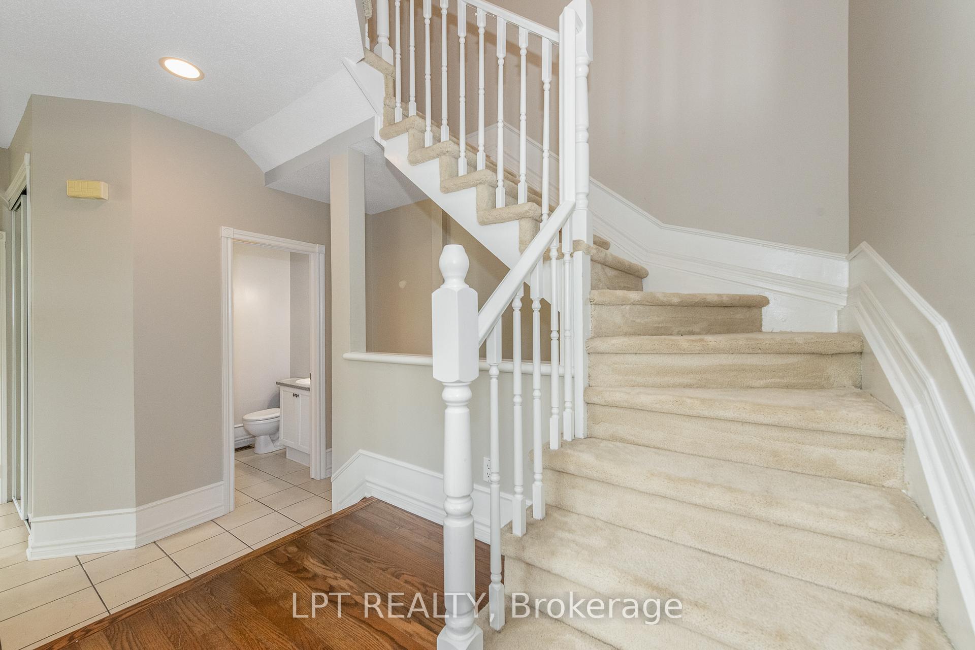 Photo 17 of 805 Schooner Crescent, Ottawa, Riverside South/Gloucester Glen — HOMEH