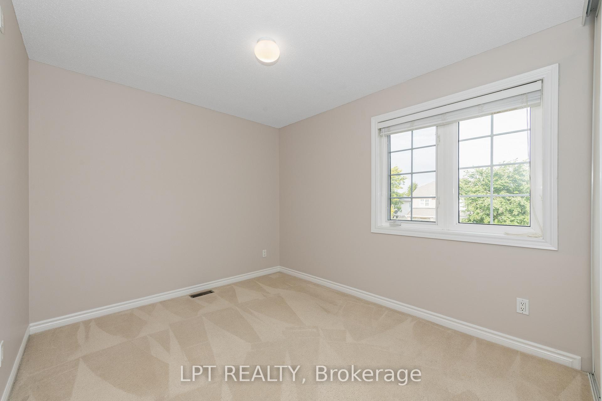 Photo 25 of 805 Schooner Crescent, Ottawa, Riverside South/Gloucester Glen — HOMEH