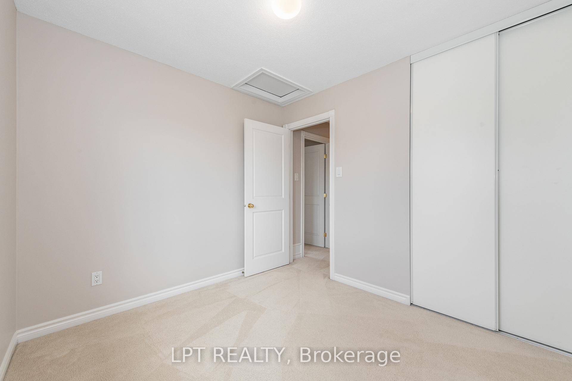 Photo 30 of 805 Schooner Crescent, Ottawa, Riverside South/Gloucester Glen — HOMEH