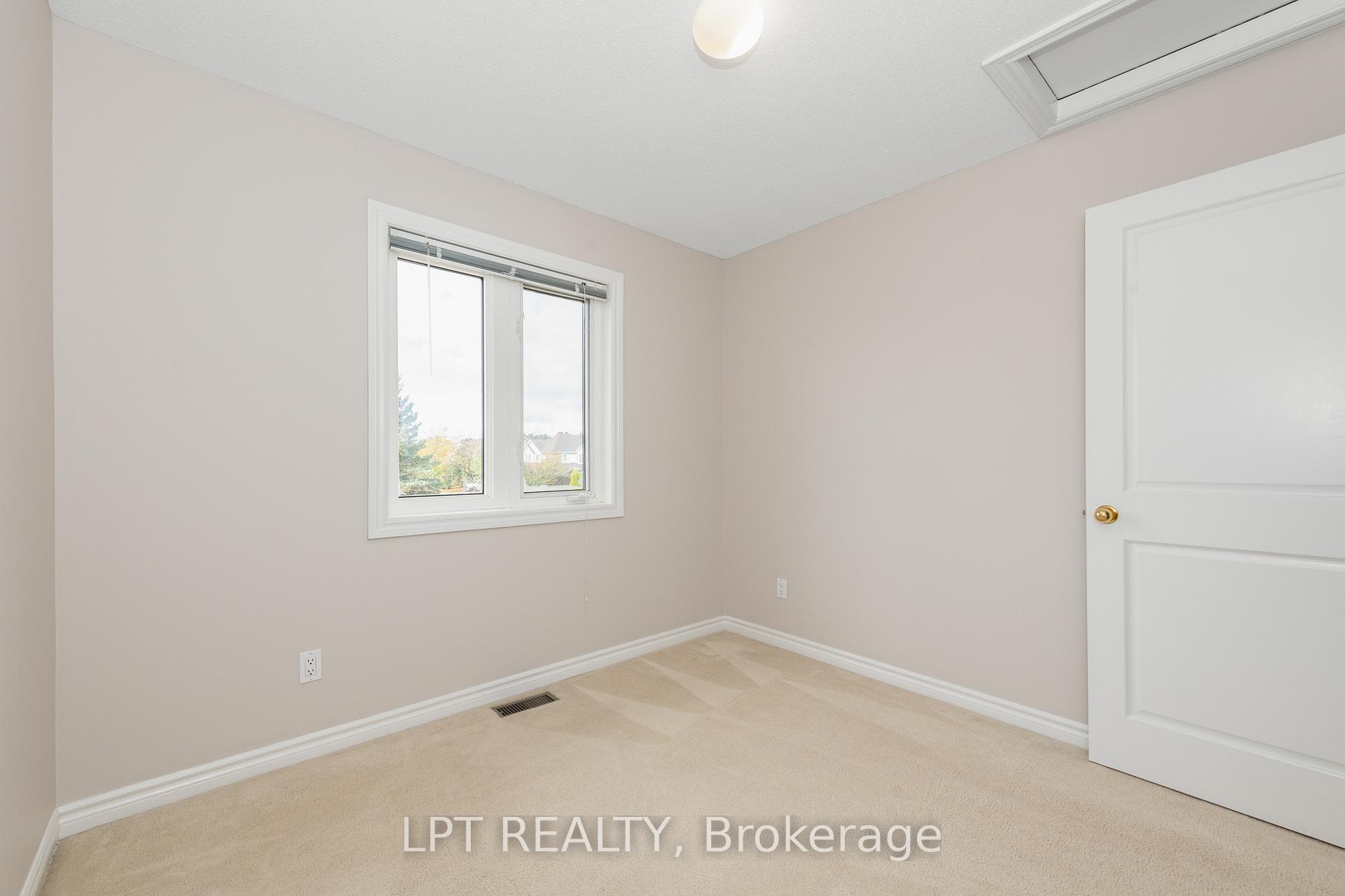 Photo 26 of 805 Schooner Crescent, Ottawa, Riverside South/Gloucester Glen — HOMEH