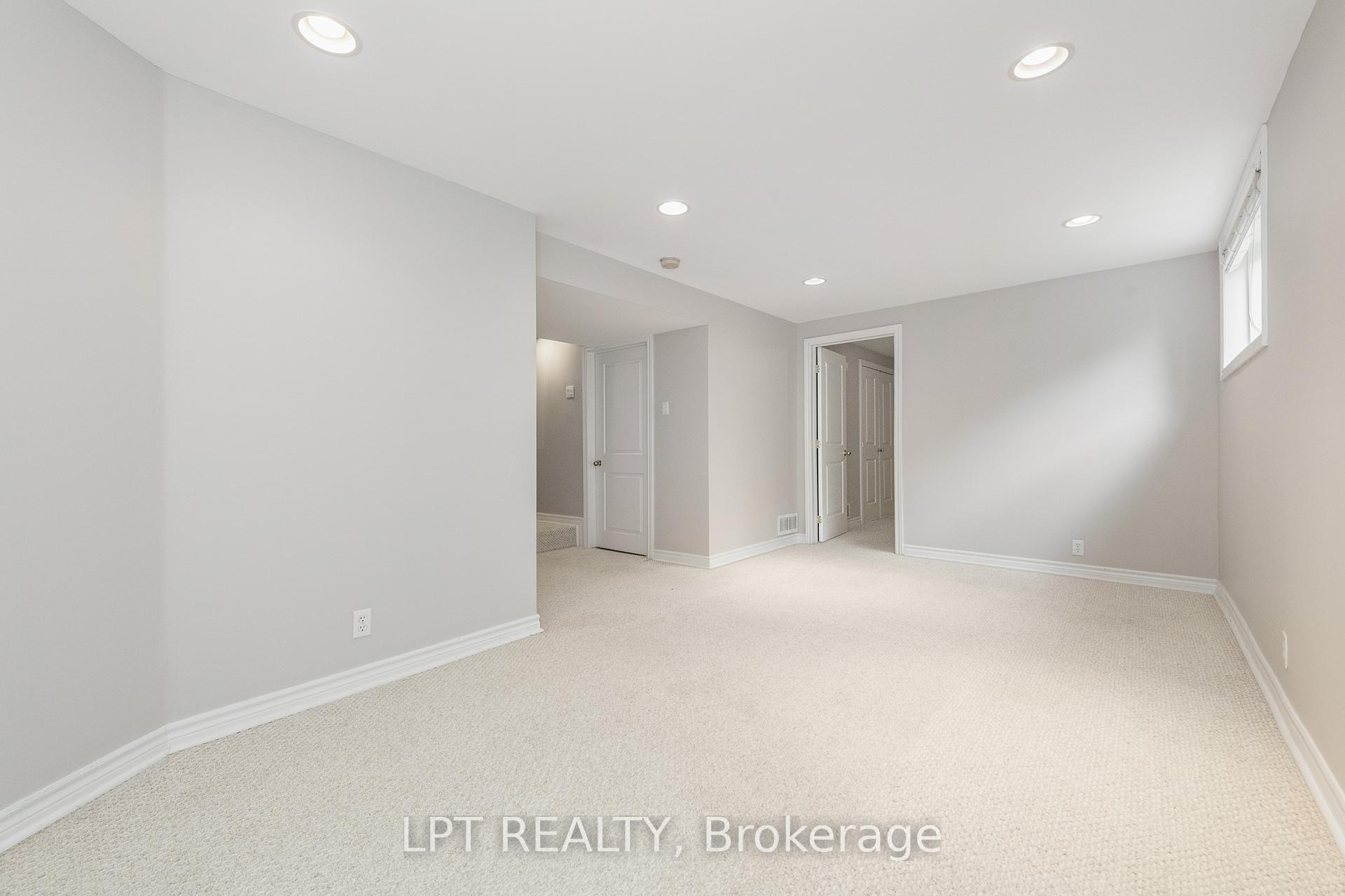 Photo 28 of 805 Schooner Crescent, Ottawa, Riverside South/Gloucester Glen — HOMEH