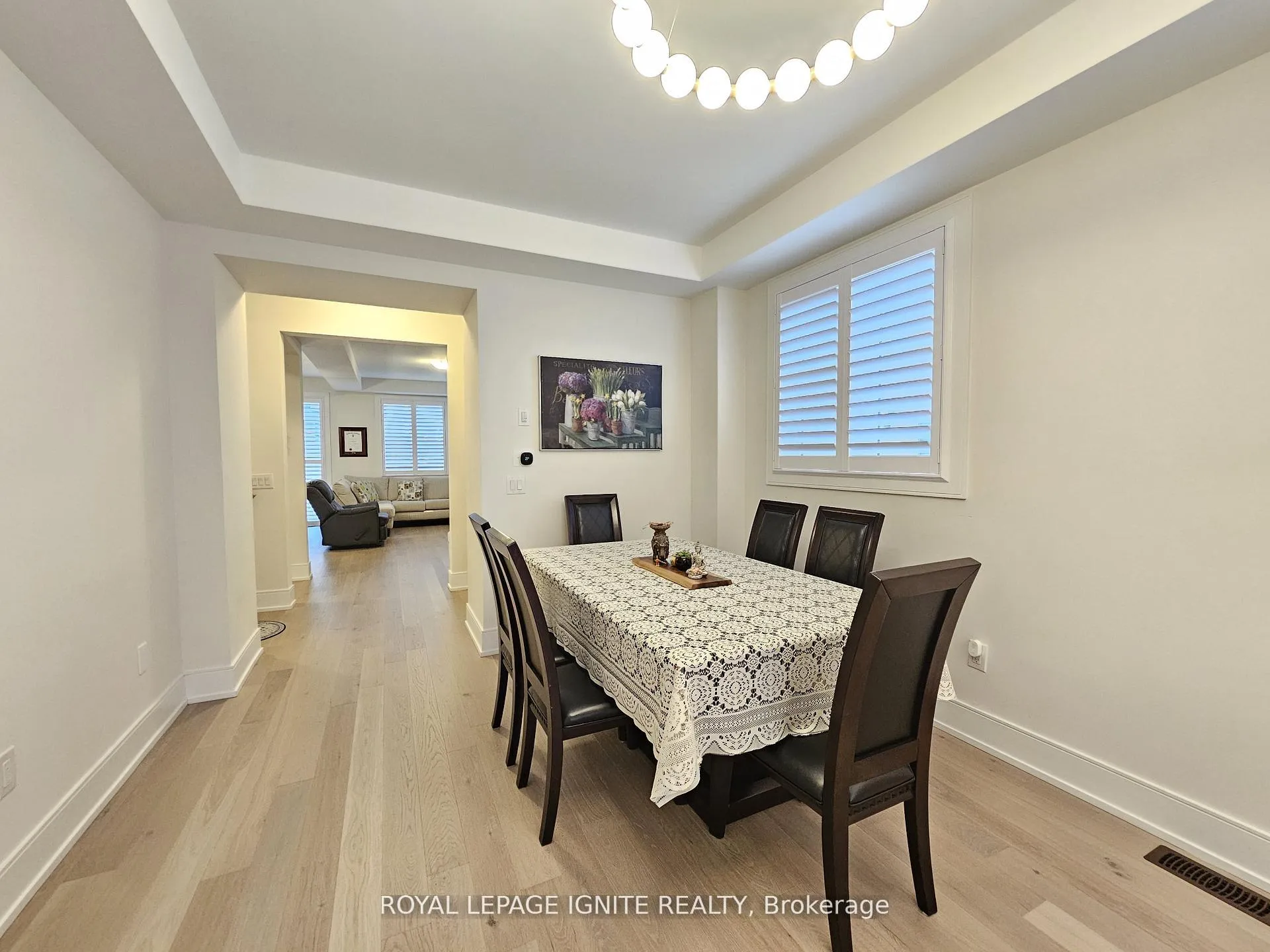 Photo 9 of 48 Duxbury Road, Brampton, Sandringham-Wellington North — HOMEH