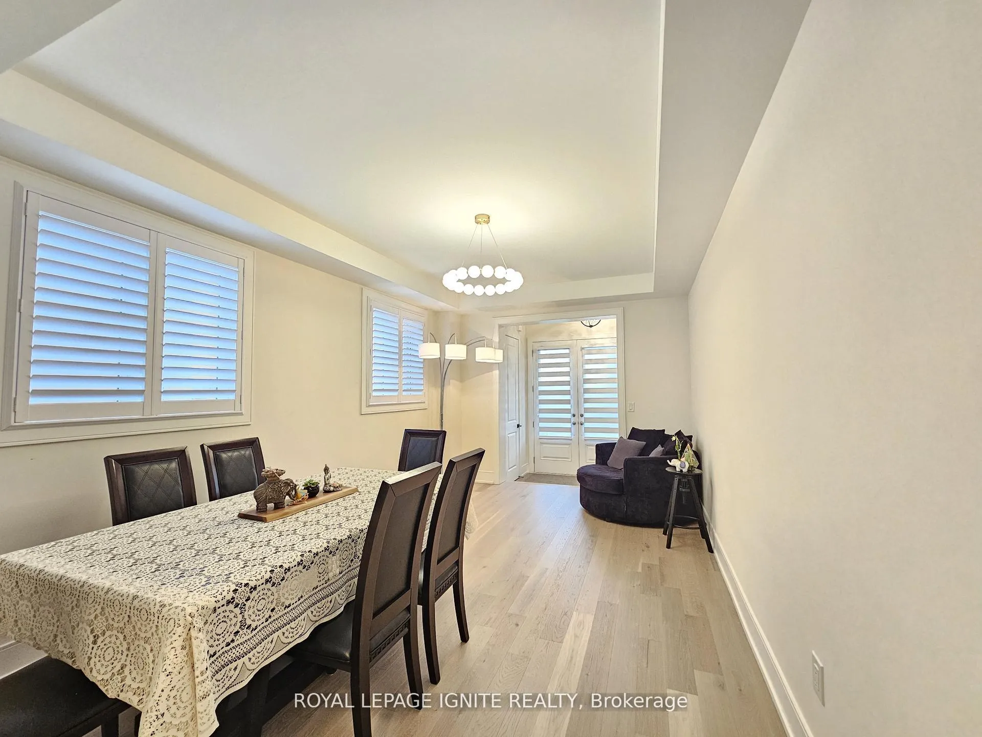 Photo 13 of 48 Duxbury Road, Brampton, Sandringham-Wellington North — HOMEH