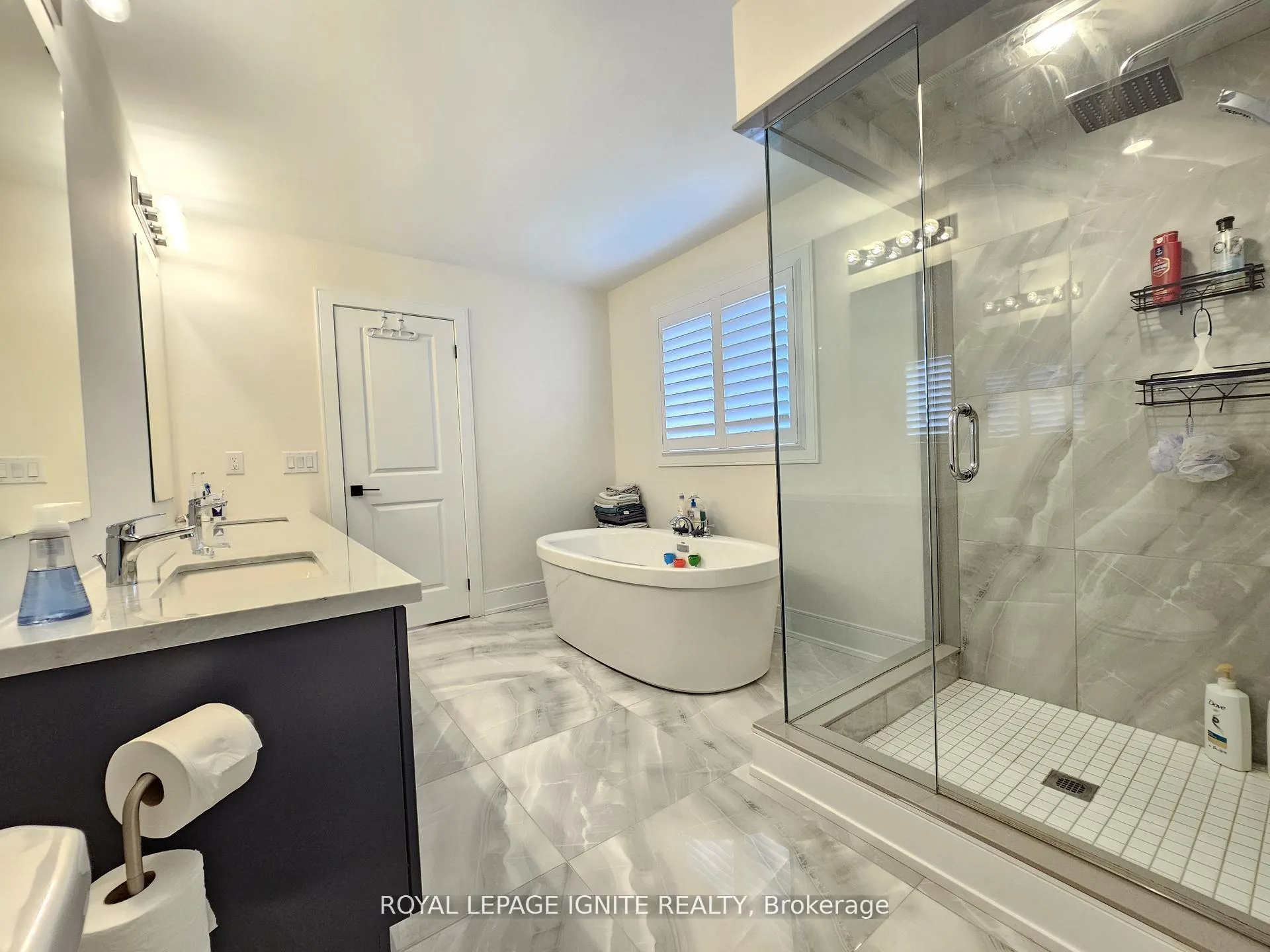 Photo 53 of 48 Duxbury Road, Brampton, Sandringham-Wellington North — HOMEH
