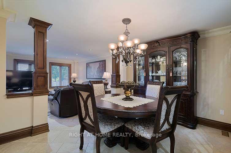 Photo 12 of 166 Royalpark Way, Vaughan, Elder Mills — HOMEH