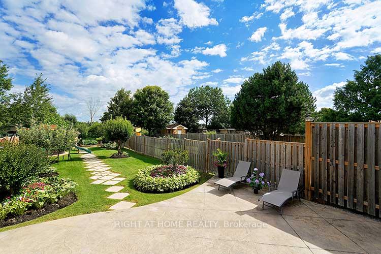 Photo 30 of 166 Royalpark Way, Vaughan, Elder Mills — HOMEH