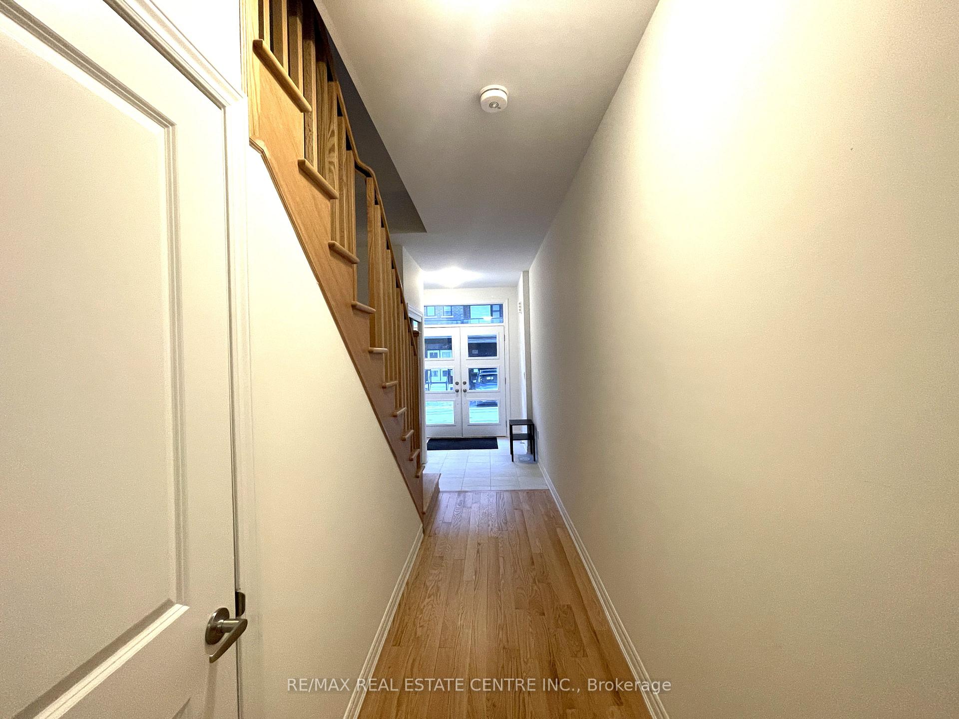 Photo 5 of 38 Quilico Road, Vaughan, Elder Mills — HOMEH
