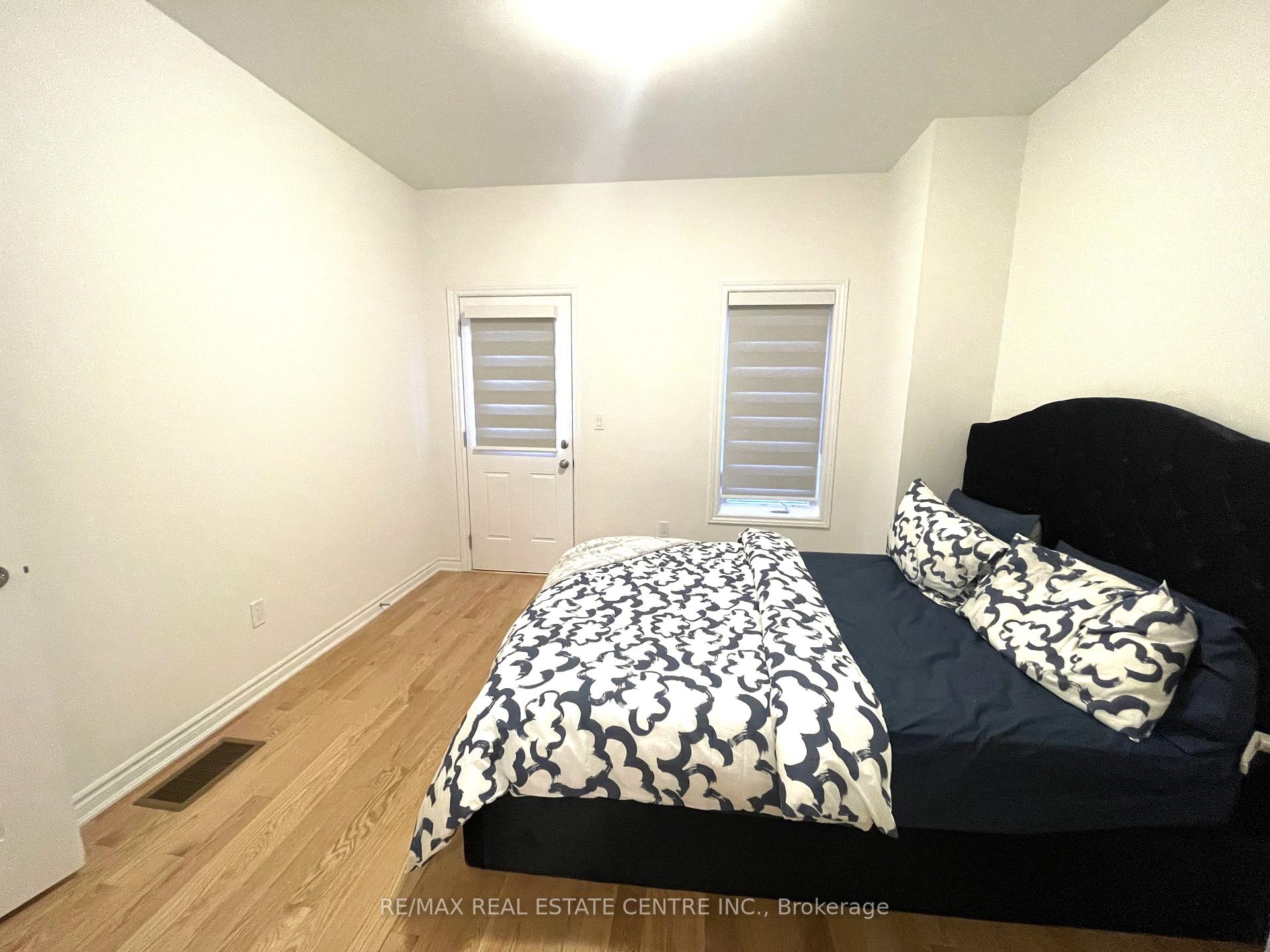 Photo 7 of 38 Quilico Road, Vaughan, Elder Mills — HOMEH