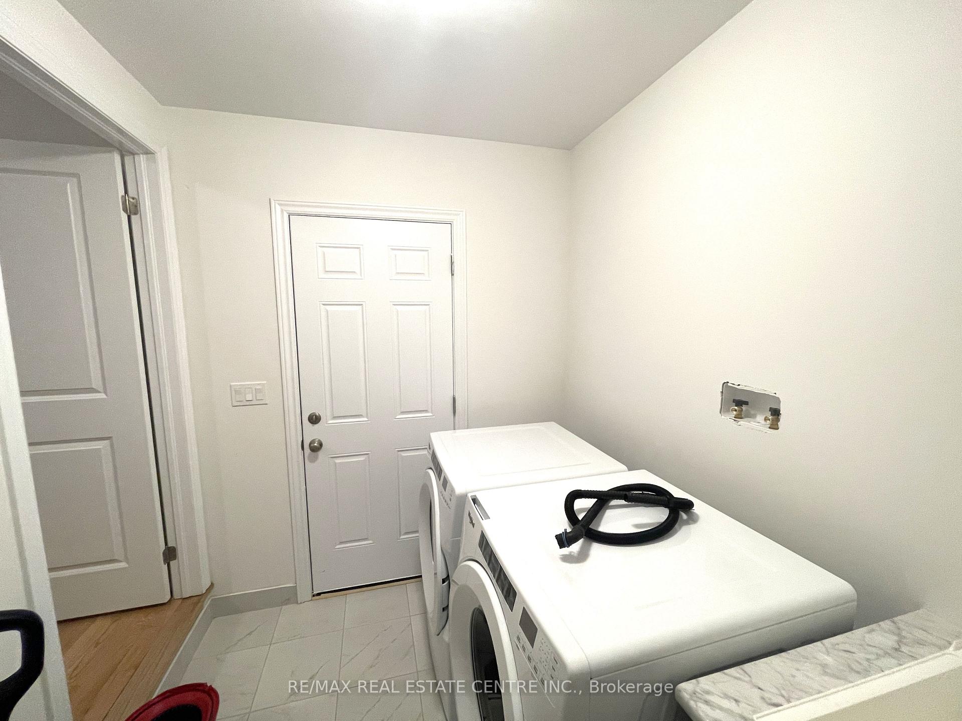 Photo 9 of 38 Quilico Road, Vaughan, Elder Mills — HOMEH
