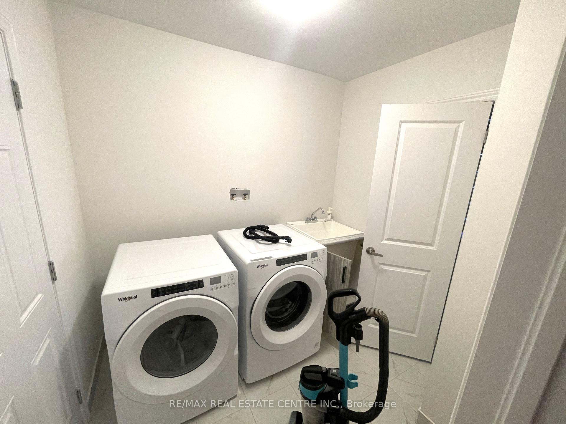 Photo 10 of 38 Quilico Road, Vaughan, Elder Mills — HOMEH
