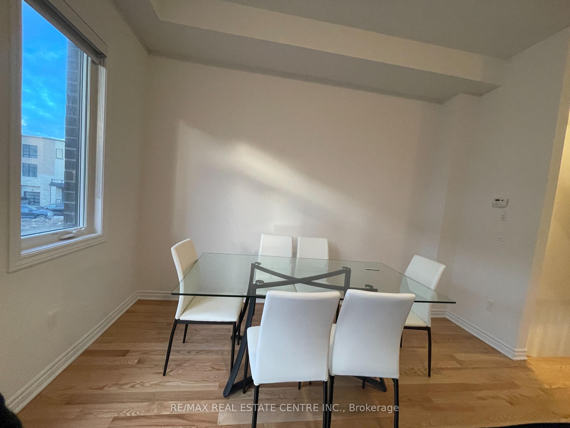 Photo 12 of 38 Quilico Road, Vaughan, Elder Mills — HOMEH