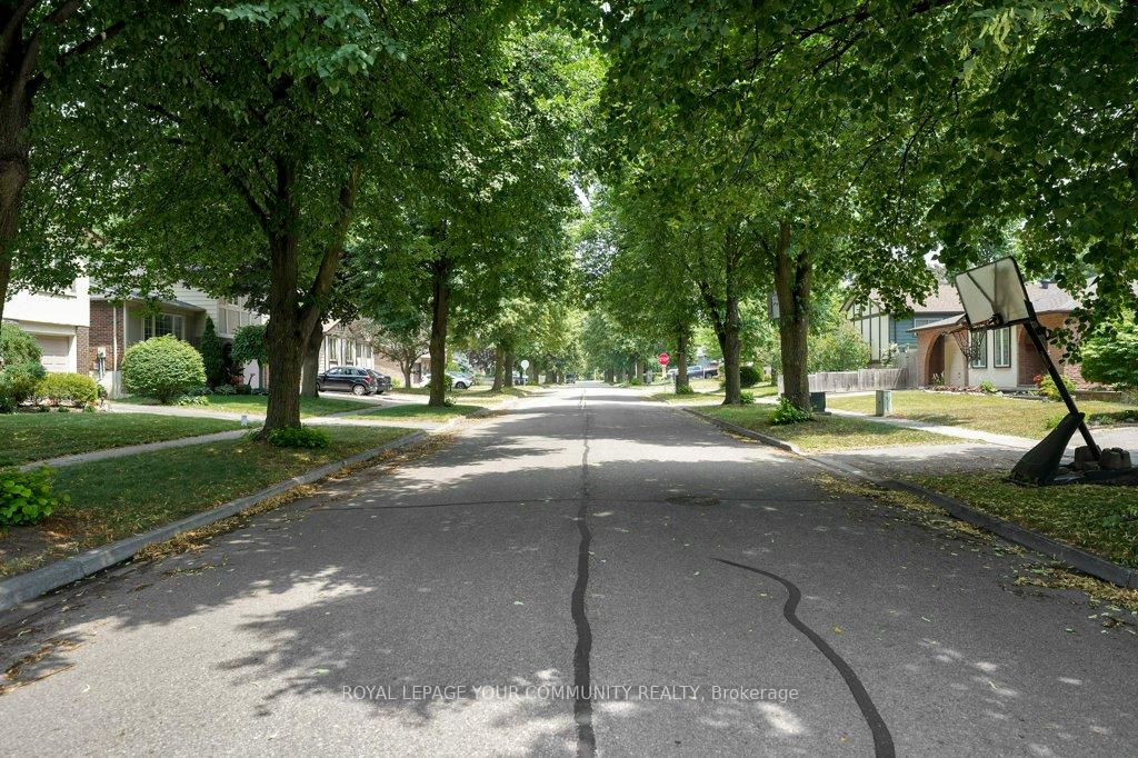 Photo 2 of 36 Dawson Street, Whitby, Lynde Creek — HOMEH