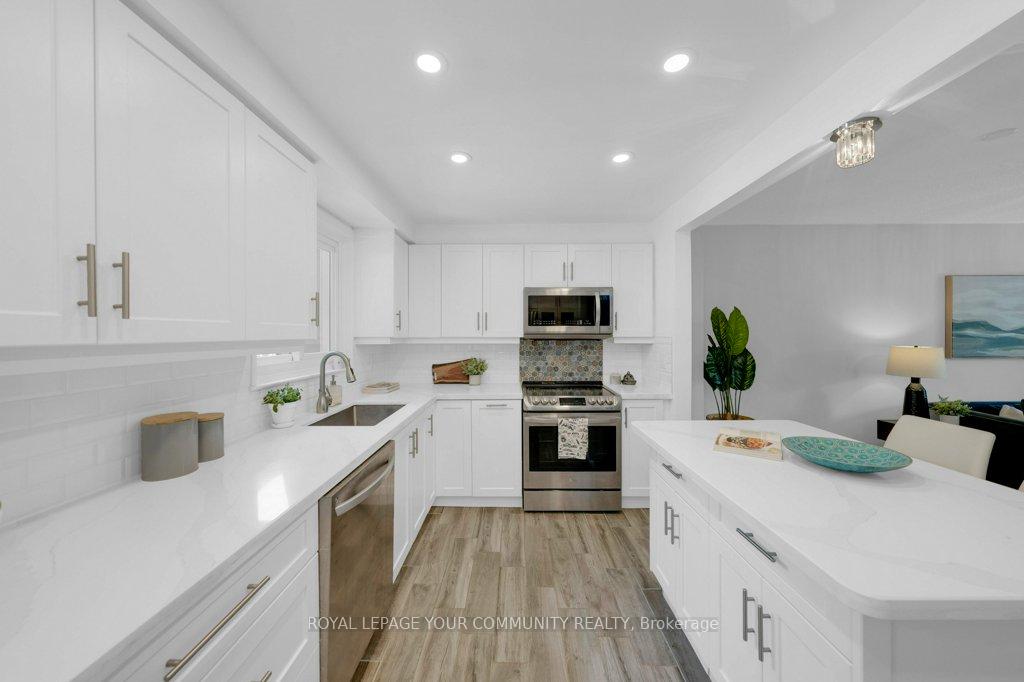 Photo 12 of 36 Dawson Street, Whitby, Lynde Creek — HOMEH