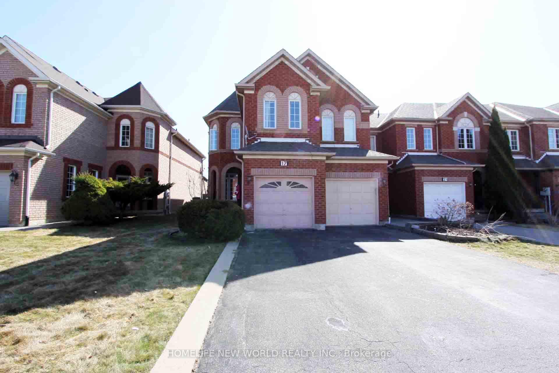 Photo 2 of 17 Craddock Street, Vaughan, Maple — HOMEH