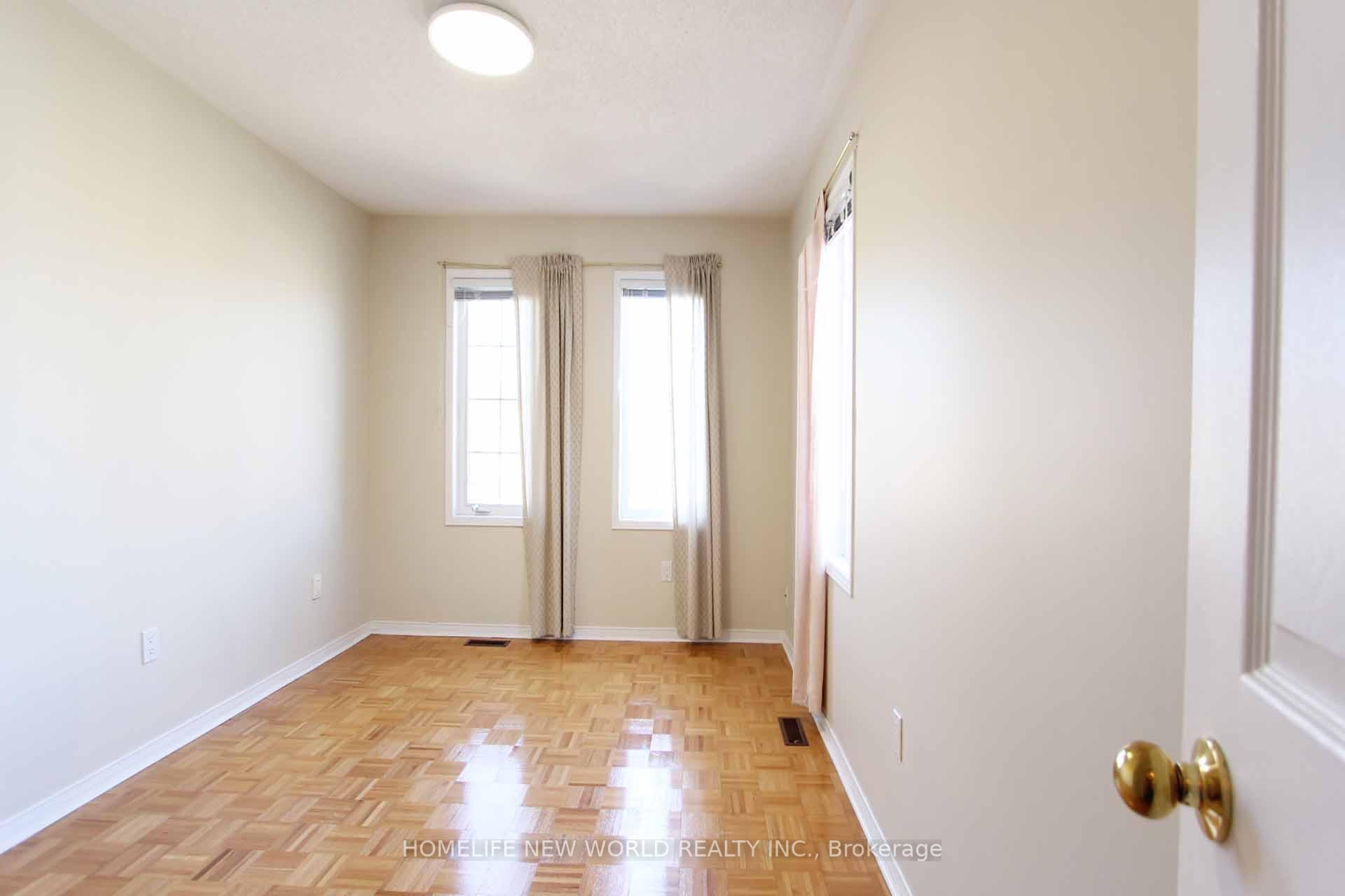 Photo 29 of 17 Craddock Street, Vaughan, Maple — HOMEH