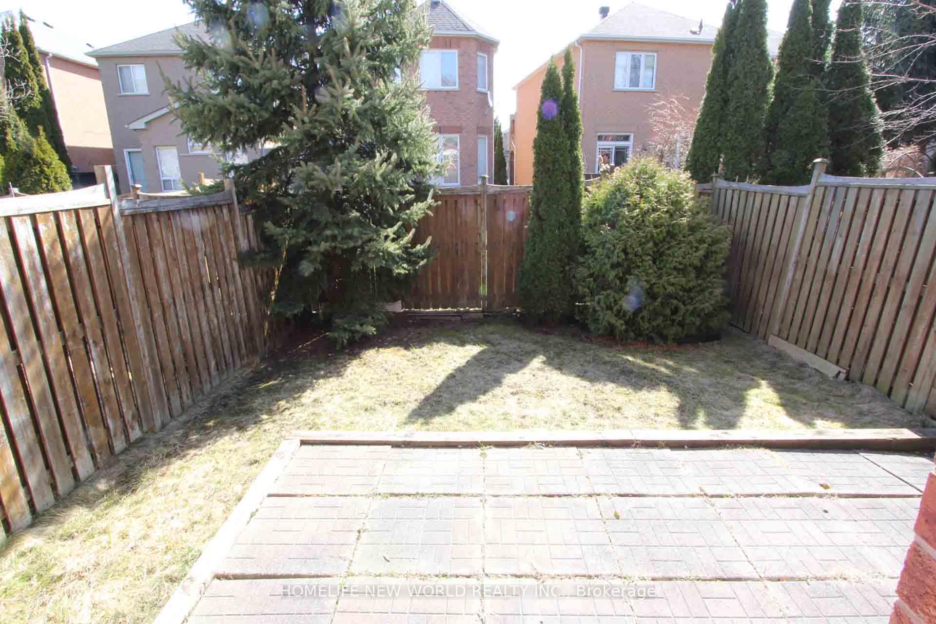 Photo 36 of 17 Craddock Street, Vaughan, Maple — HOMEH