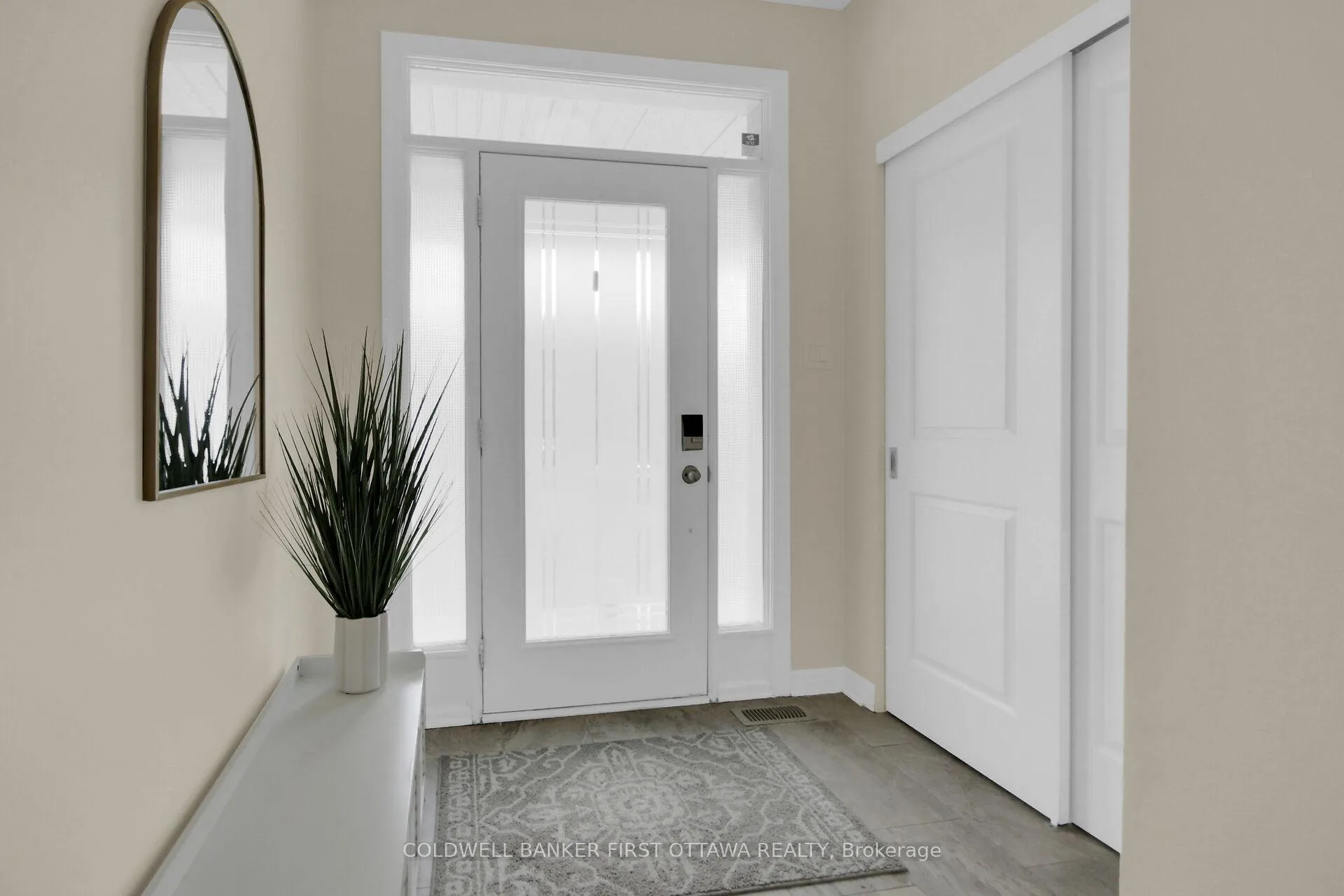 Photo 3 of 168 Hawkshaw Crescent, Ottawa, Barrhaven - Cedargrove/Fraserdale — HOMEH