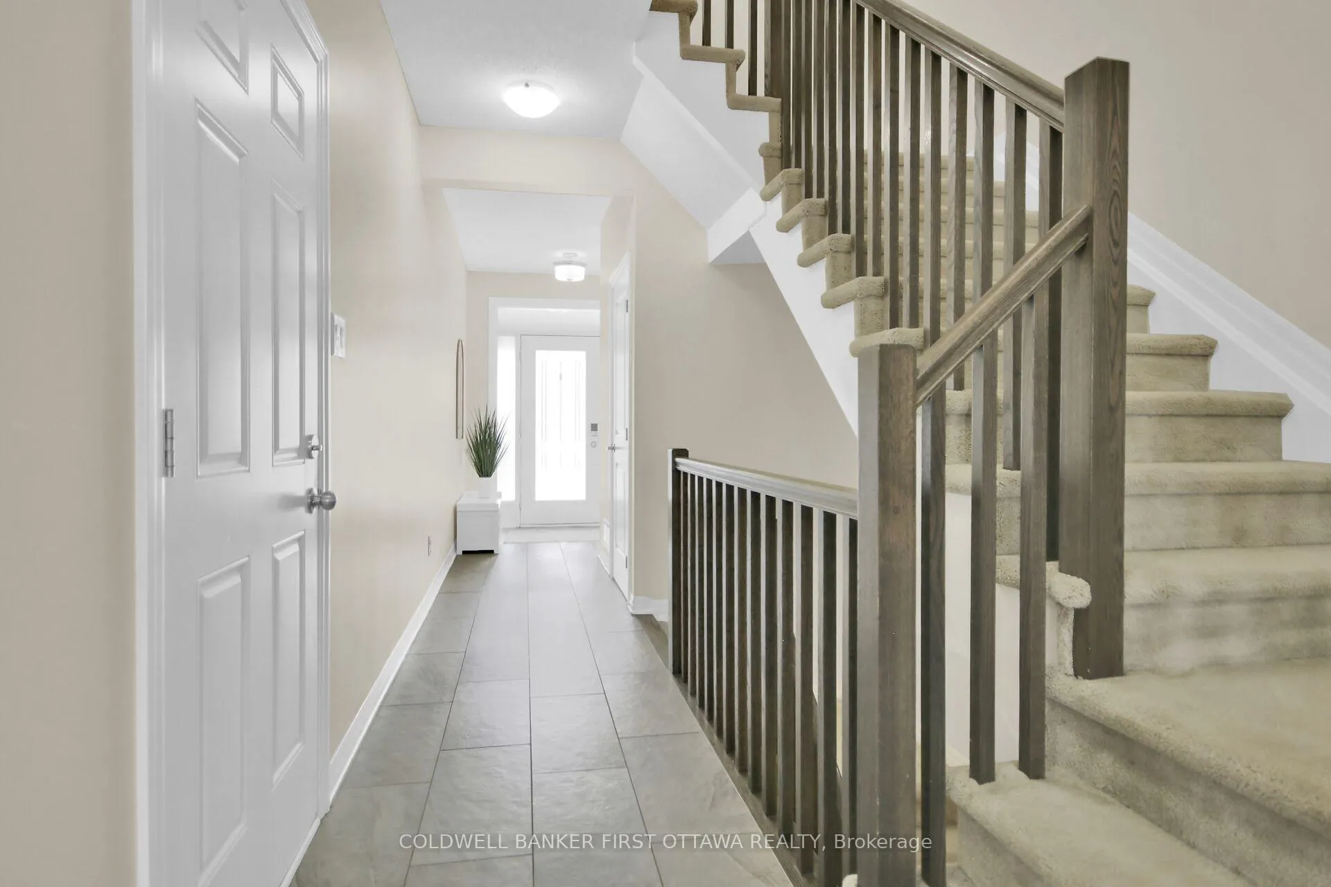 Photo 5 of 168 Hawkshaw Crescent, Ottawa, Barrhaven - Cedargrove/Fraserdale — HOMEH