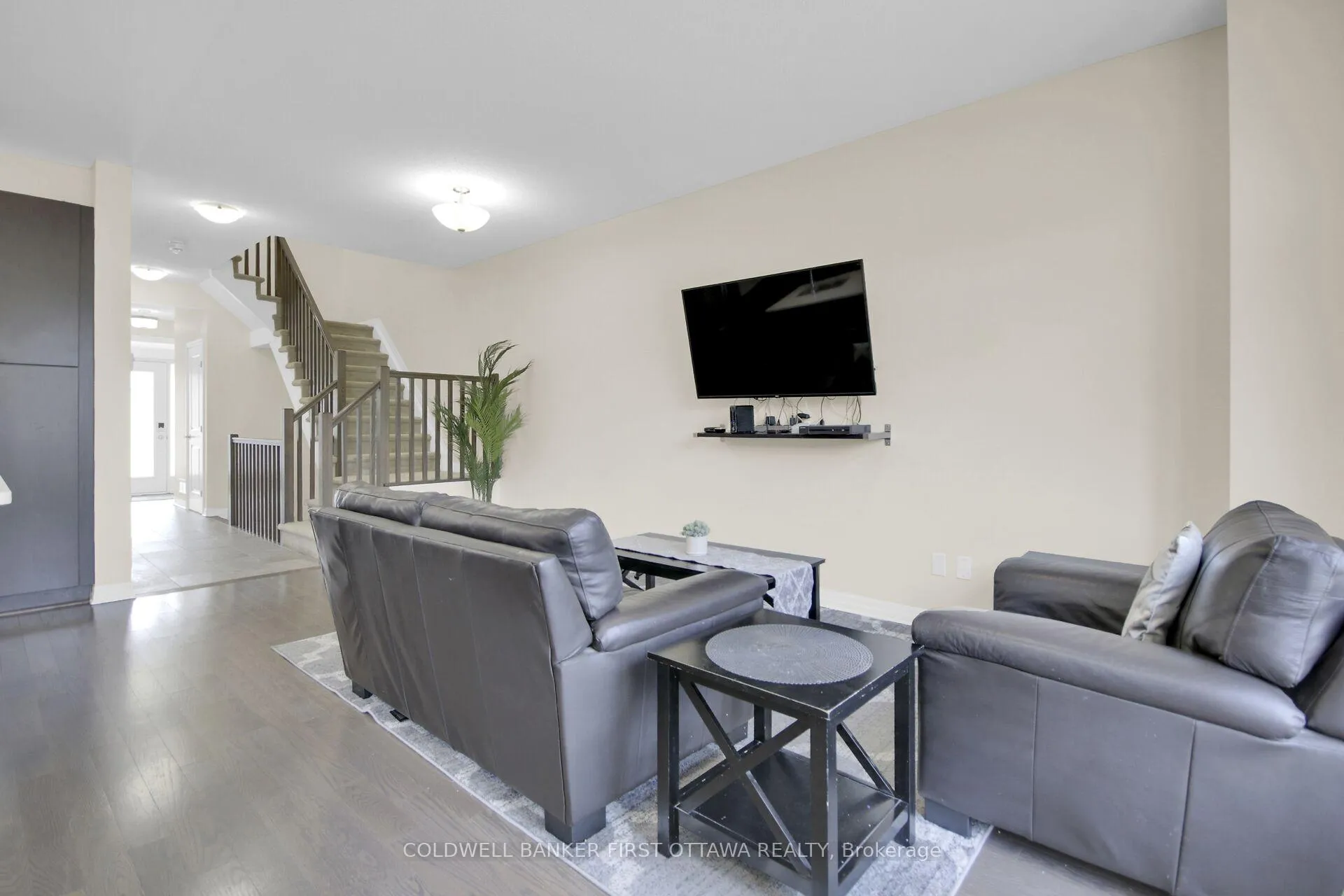 Photo 7 of 168 Hawkshaw Crescent, Ottawa, Barrhaven - Cedargrove/Fraserdale — HOMEH