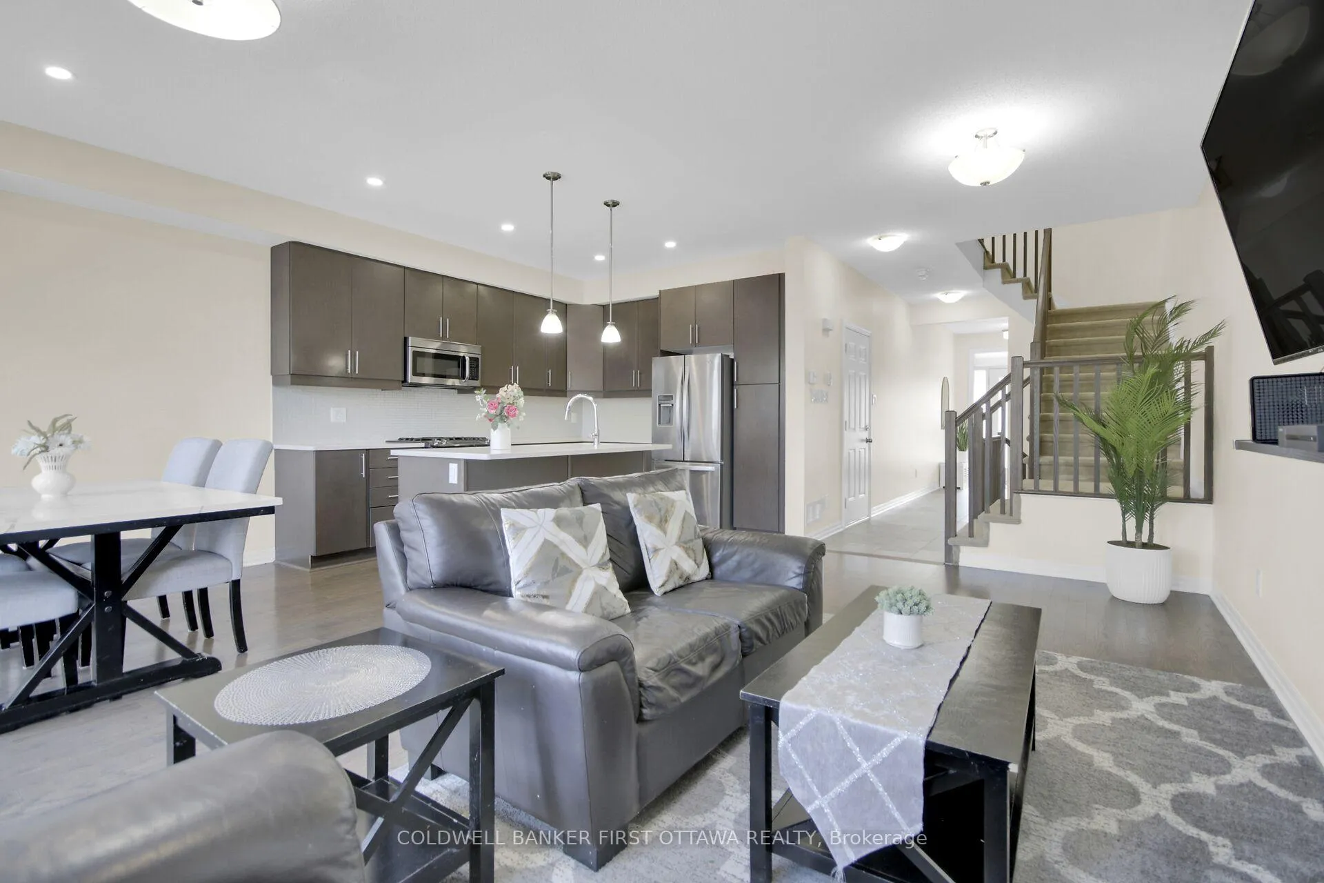 Photo 9 of 168 Hawkshaw Crescent, Ottawa, Barrhaven - Cedargrove/Fraserdale — HOMEH