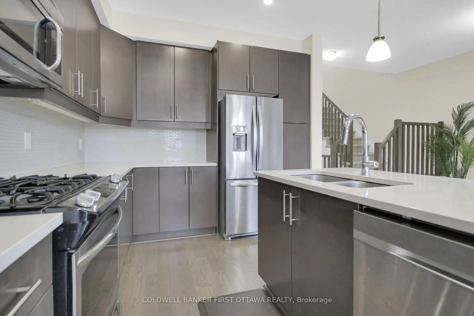 Photo 13 of 168 Hawkshaw Crescent, Ottawa, Barrhaven - Cedargrove/Fraserdale — HOMEH