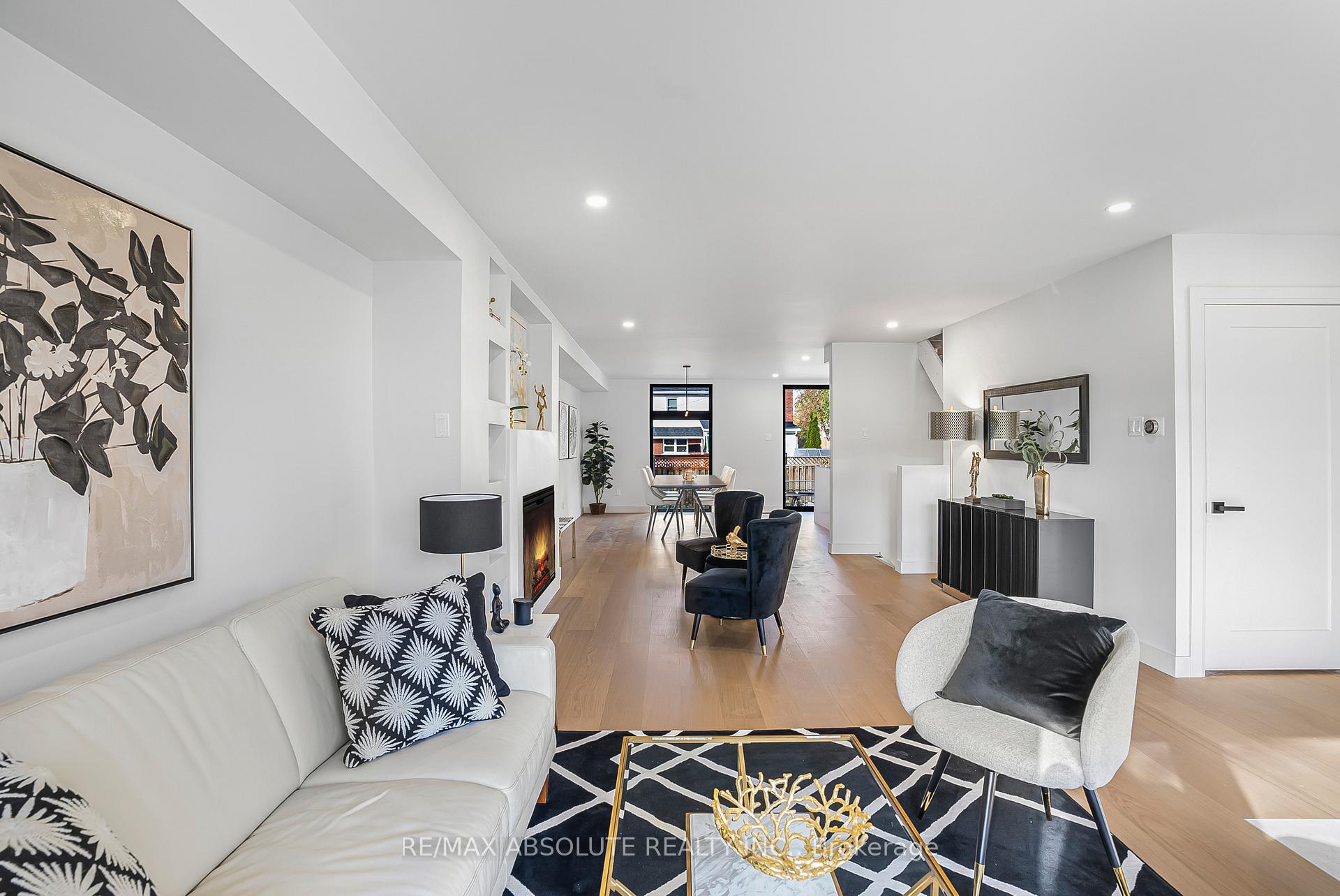 Photo 5 of 139 Winther Avenue, Ottawa, Applewood Acres — HOMEH