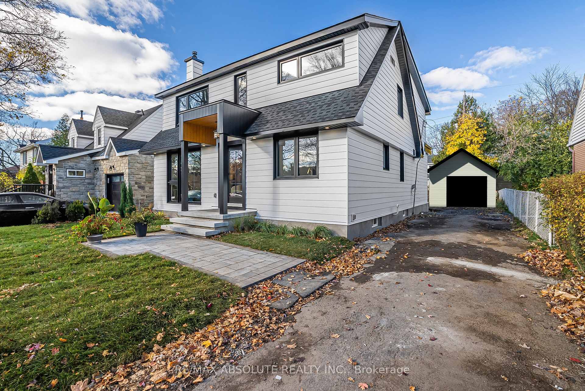 Photo 34 of 139 Winther Avenue, Ottawa, Applewood Acres — HOMEH