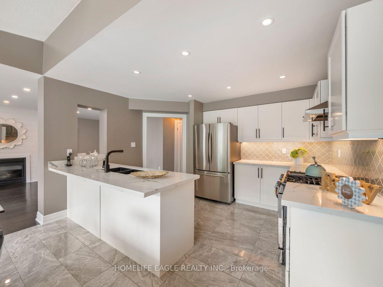 Photo 7 of 9 Marbella Road, Vaughan, Sonoma Heights — HOMEH