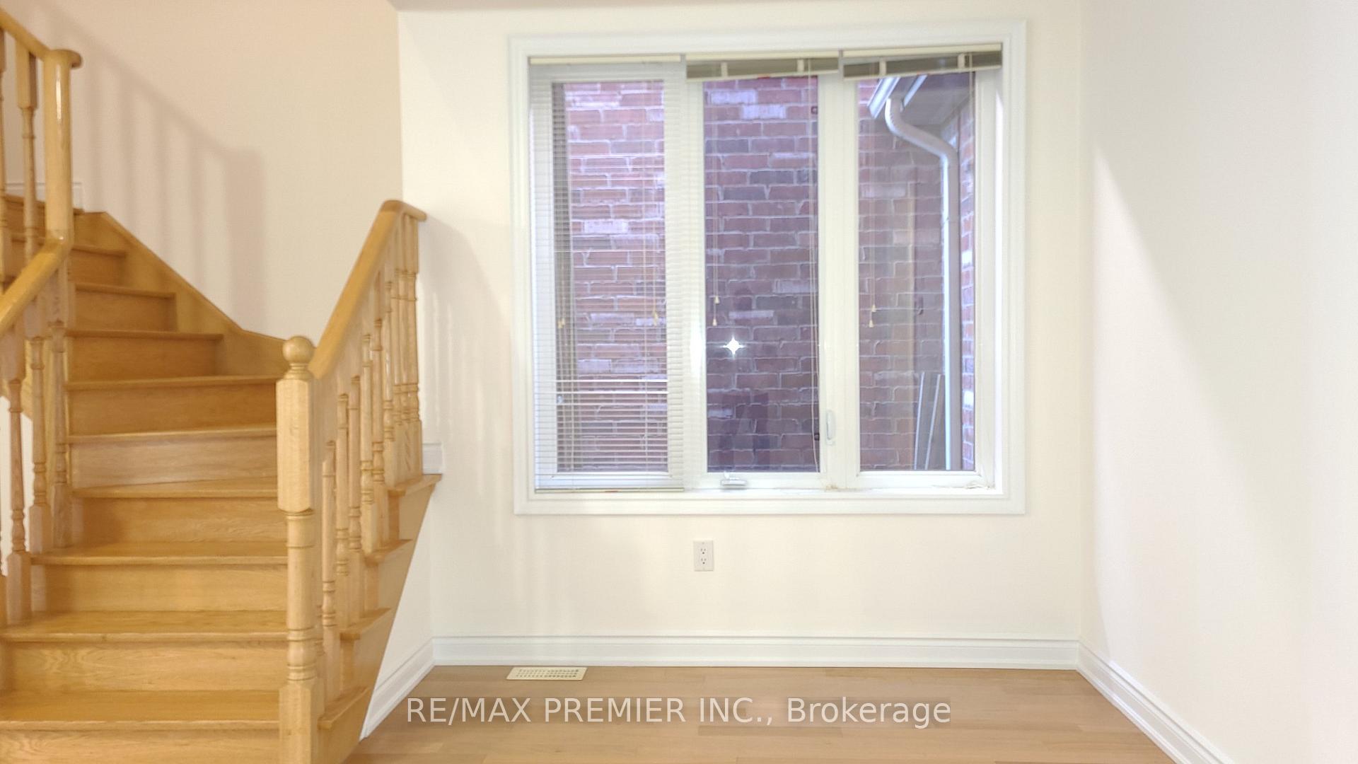 Photo 5 of 6 Sedgewick Place, Vaughan, Vellore Village — HOMEH