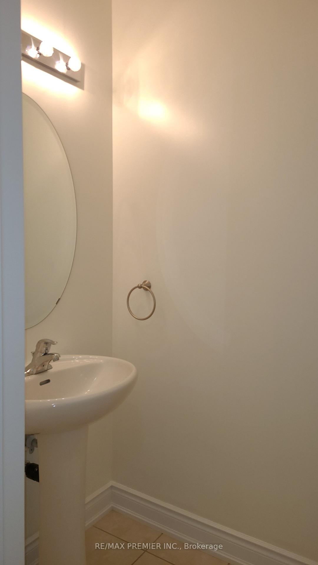 Photo 15 of 6 Sedgewick Place, Vaughan, Vellore Village — HOMEH