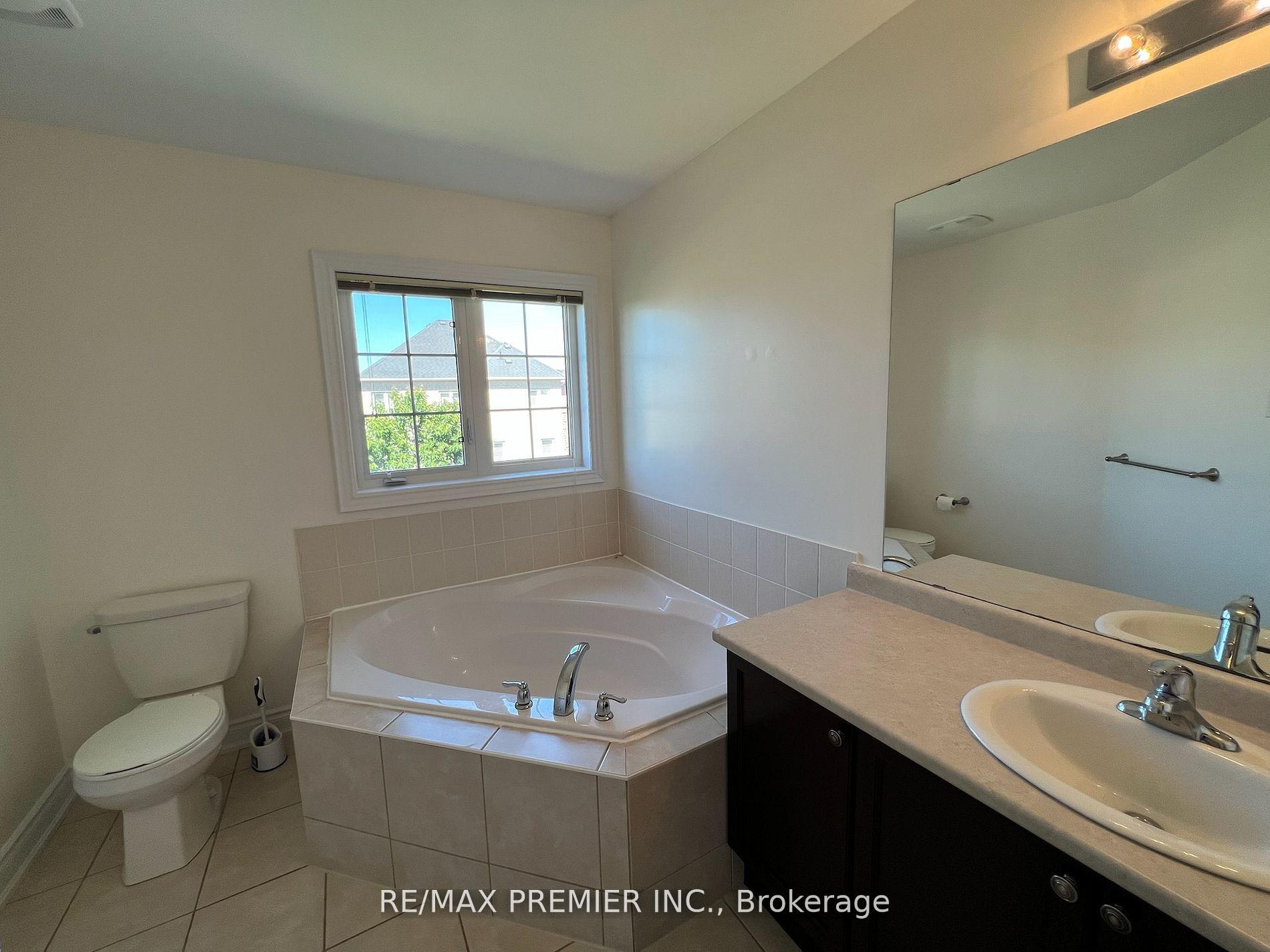 Photo 20 of 6 Sedgewick Place, Vaughan, Vellore Village — HOMEH