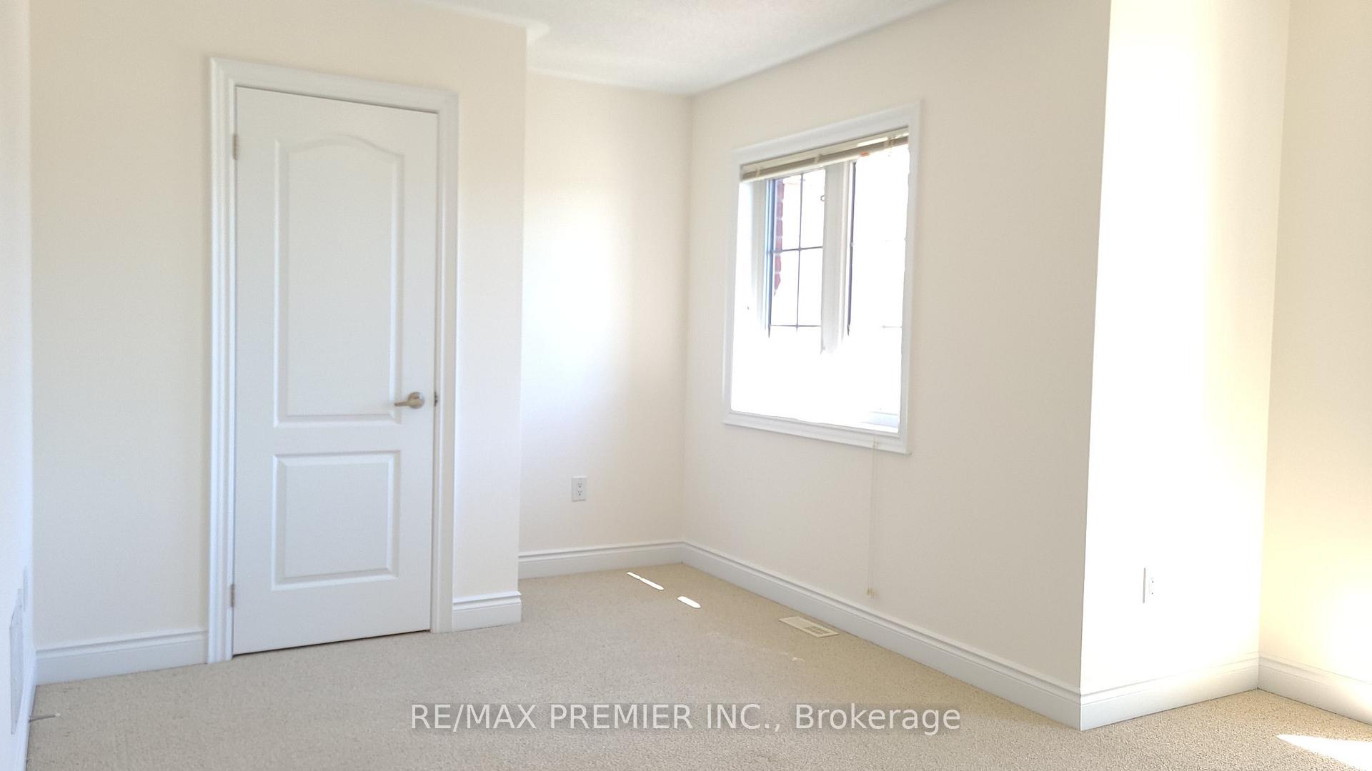 Photo 23 of 6 Sedgewick Place, Vaughan, Vellore Village — HOMEH