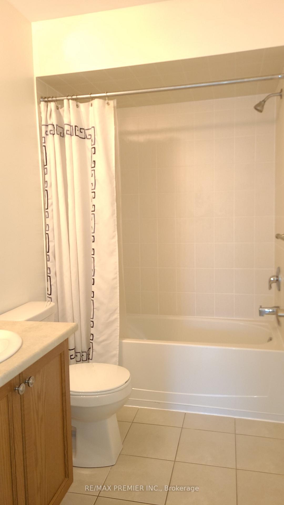 Photo 25 of 6 Sedgewick Place, Vaughan, Vellore Village — HOMEH