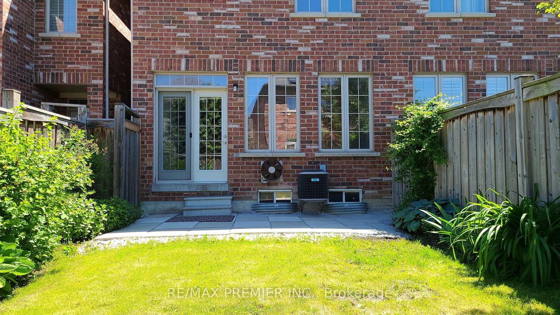 Photo 30 of 6 Sedgewick Place, Vaughan, Vellore Village — HOMEH
