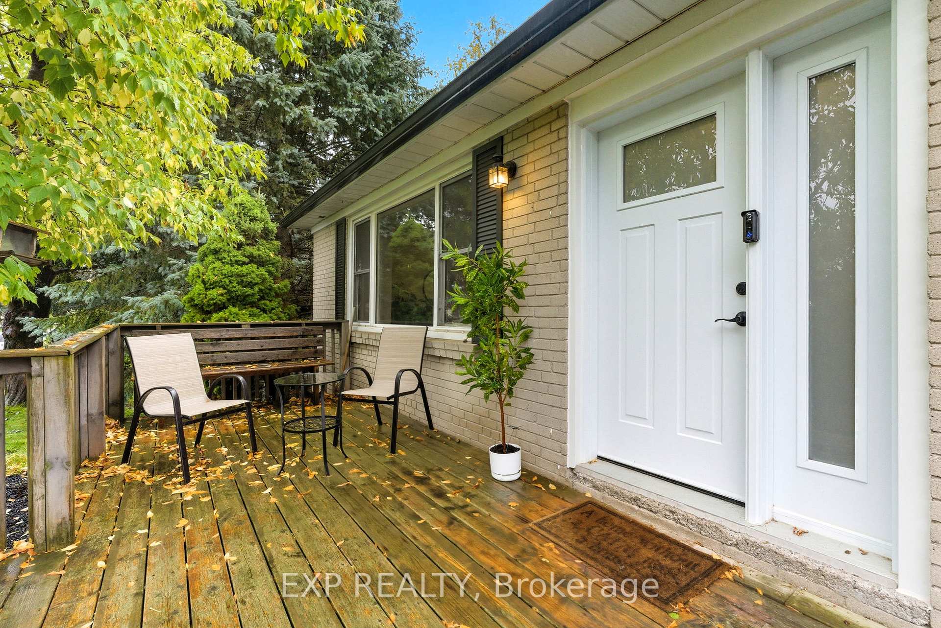 Photo 3 of 54 Ferguson Avenue, Whitby, Brooklin — HOMEH