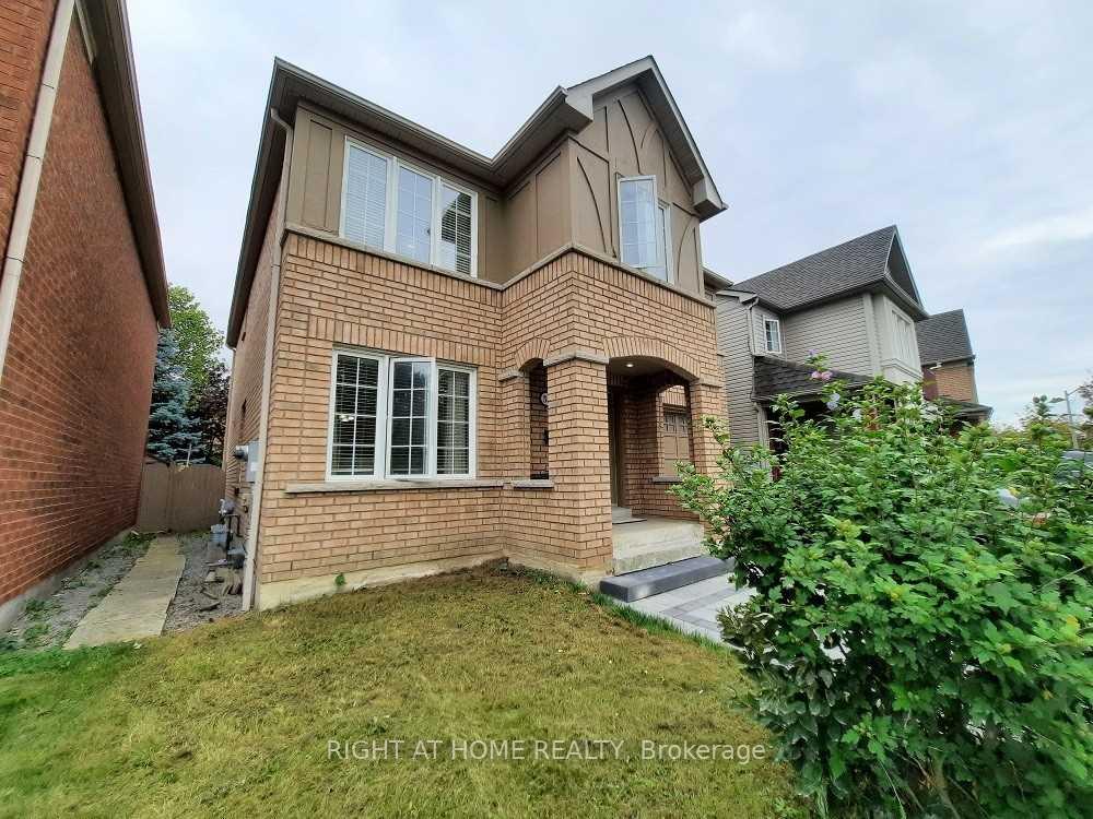 Photo 4 of 53 Armitage Crescent, Ajax, Northwest Ajax — HOMEH