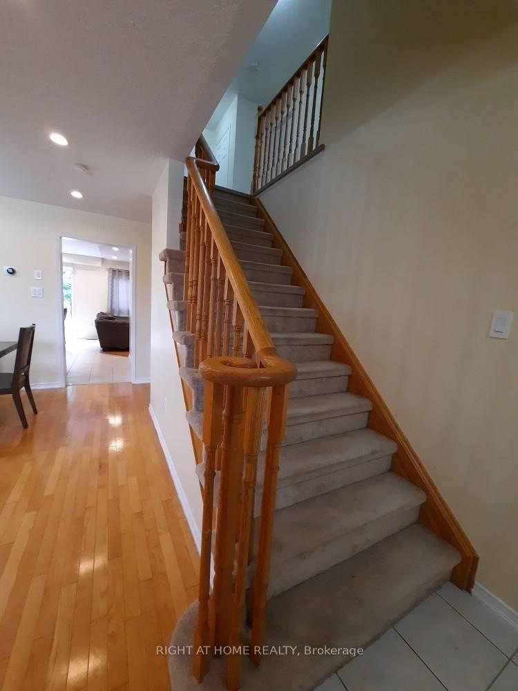 Photo 5 of 53 Armitage Crescent, Ajax, Northwest Ajax — HOMEH