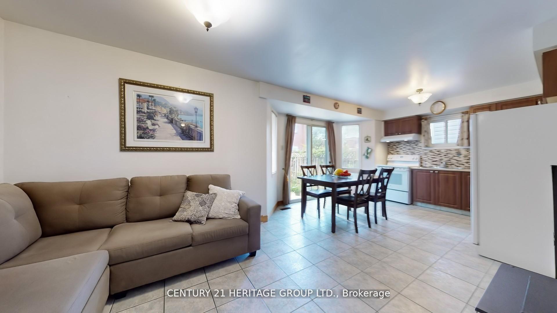 Photo 10 of 277 Rosedale Heights Drive, Vaughan, Uplands — HOMEH