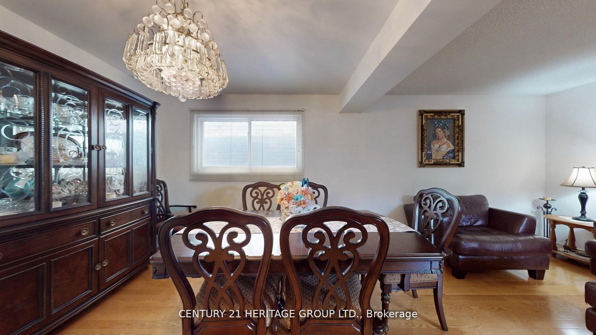 Photo 12 of 277 Rosedale Heights Drive, Vaughan, Uplands — HOMEH
