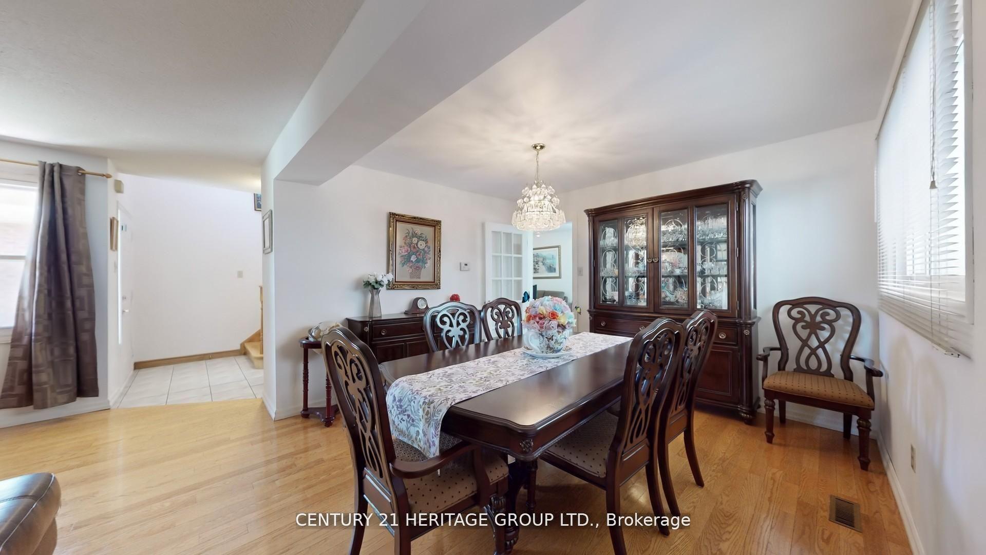 Photo 13 of 277 Rosedale Heights Drive, Vaughan, Uplands — HOMEH