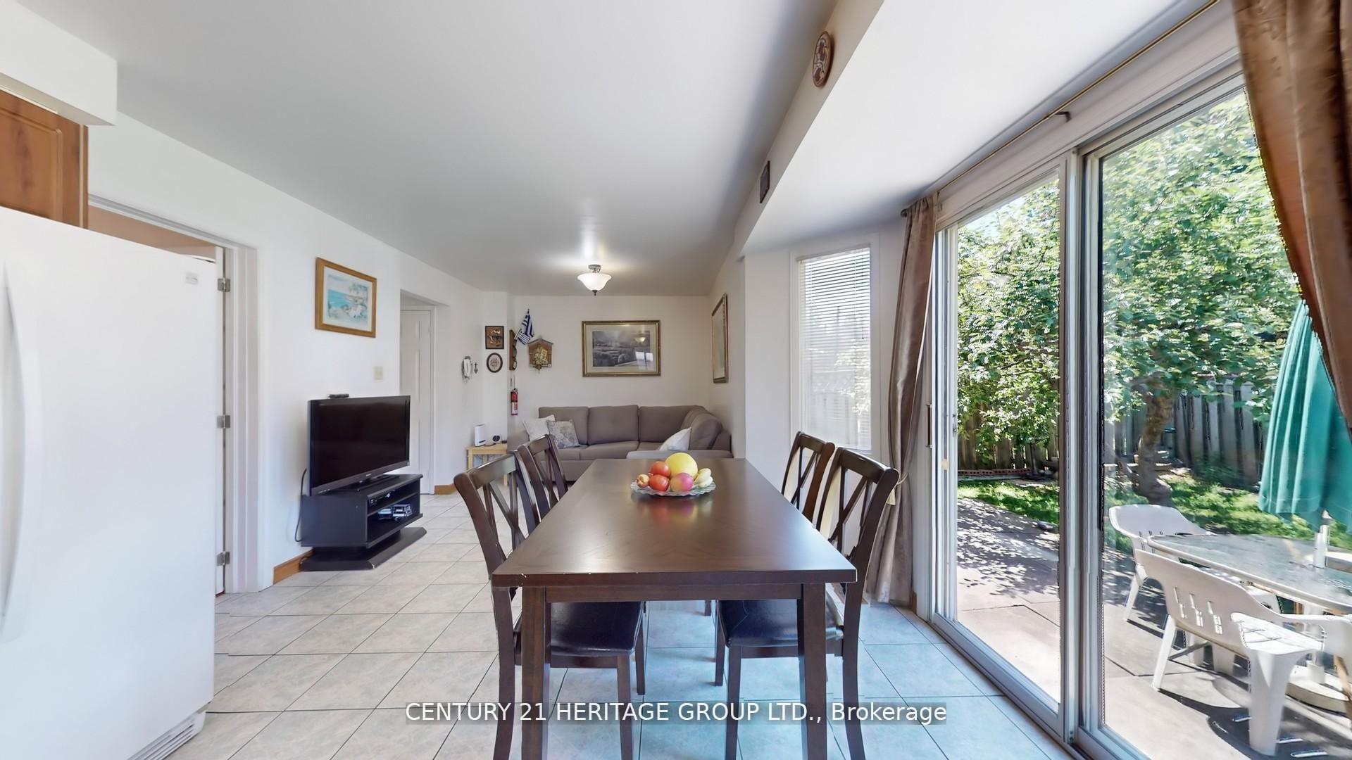Photo 17 of 277 Rosedale Heights Drive, Vaughan, Uplands — HOMEH