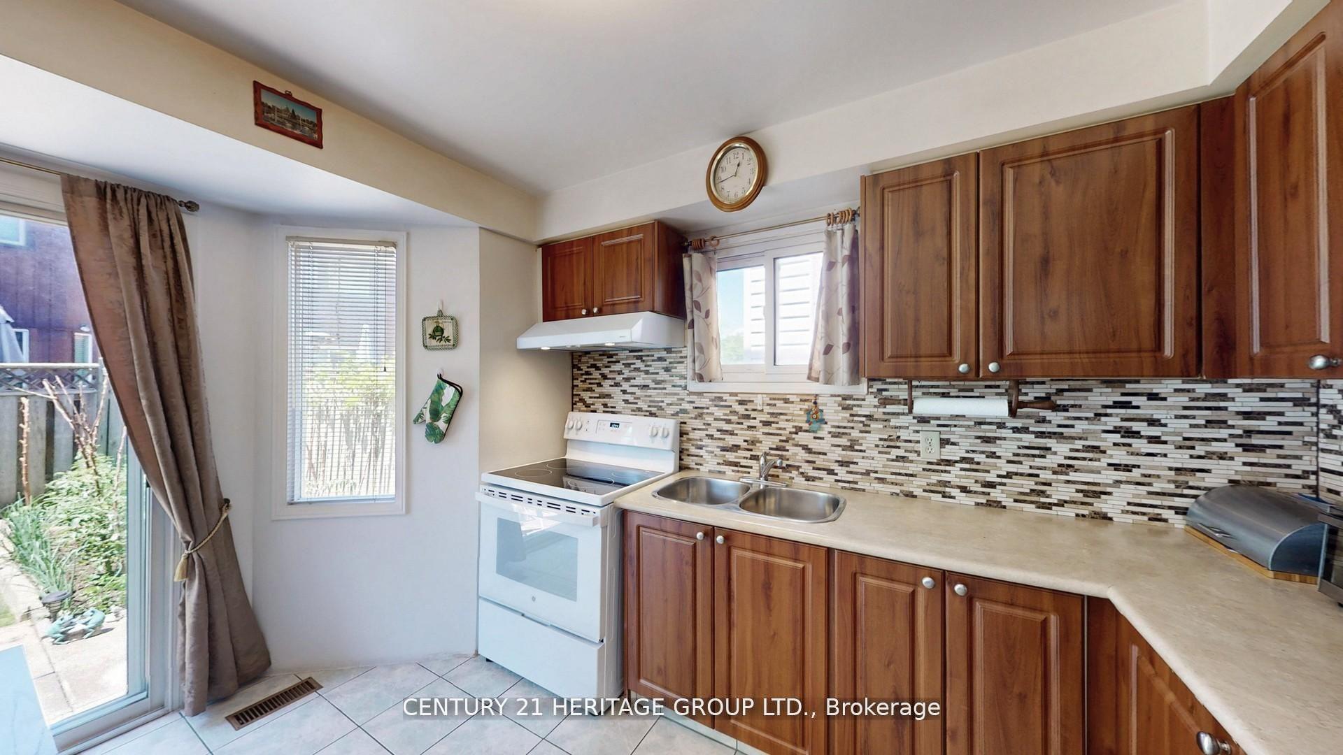 Photo 19 of 277 Rosedale Heights Drive, Vaughan, Uplands — HOMEH