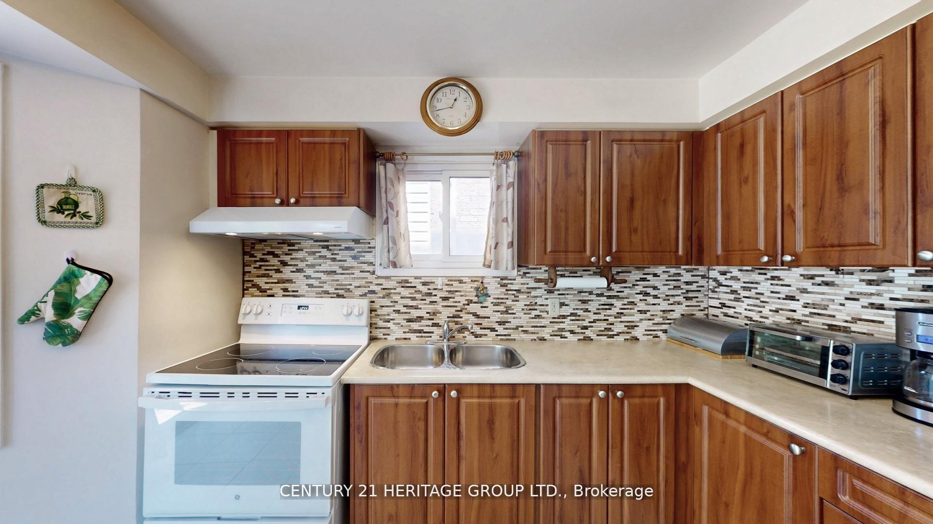 Photo 20 of 277 Rosedale Heights Drive, Vaughan, Uplands — HOMEH