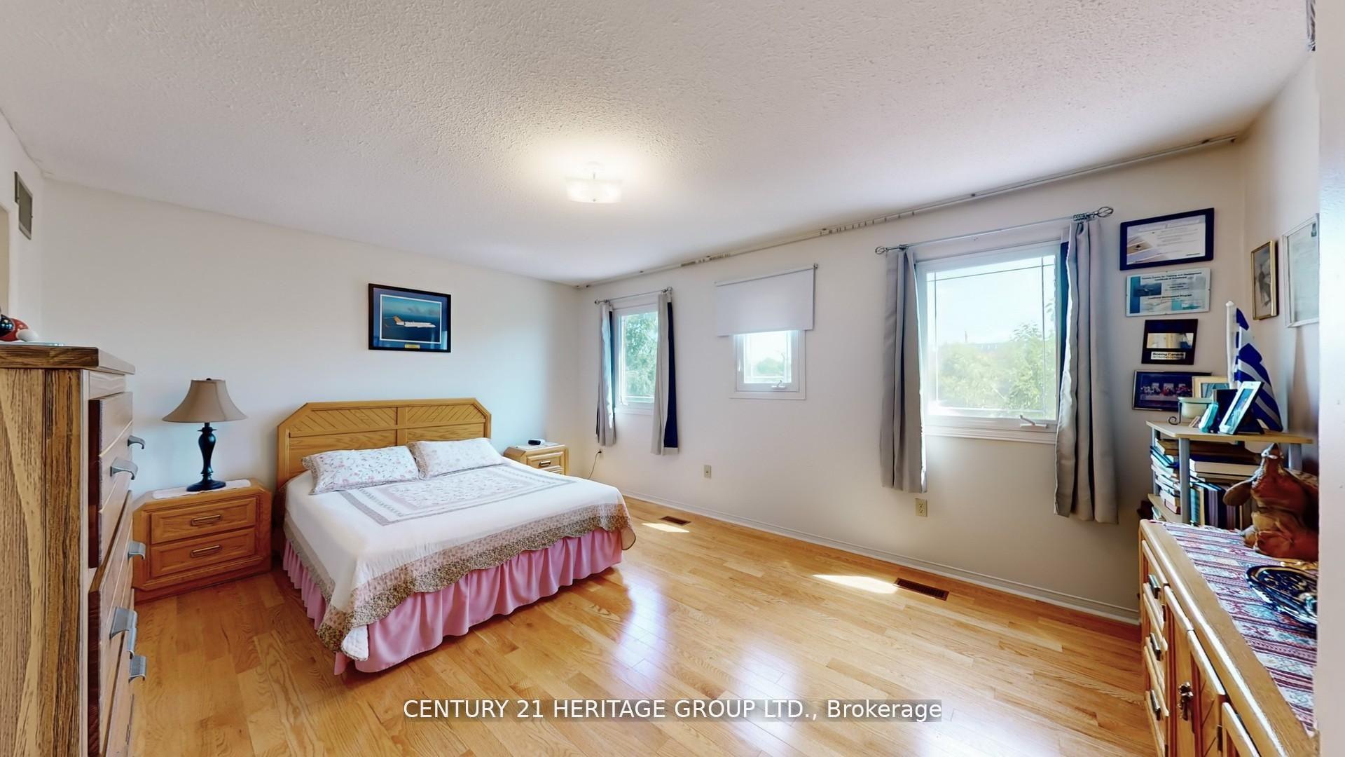 Photo 25 of 277 Rosedale Heights Drive, Vaughan, Uplands — HOMEH