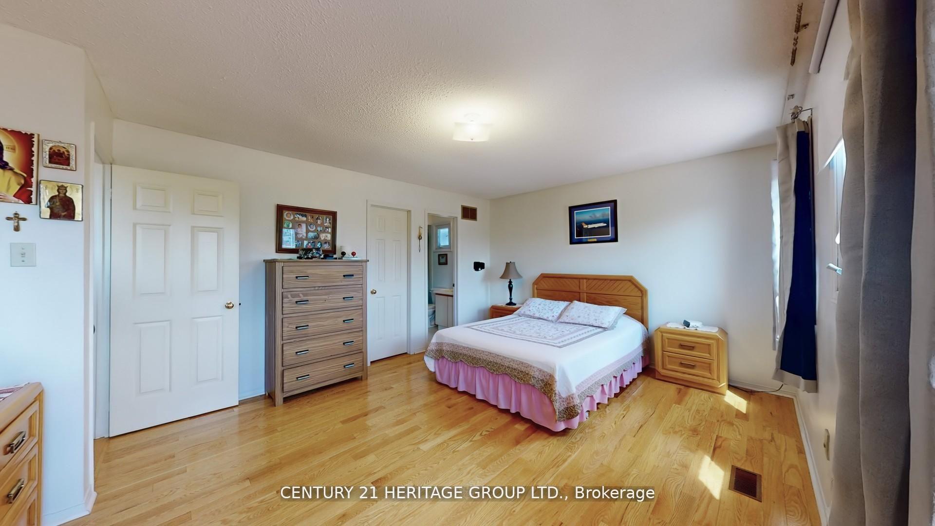 Photo 26 of 277 Rosedale Heights Drive, Vaughan, Uplands — HOMEH