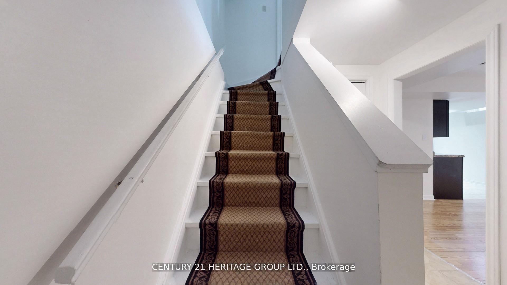 Photo 37 of 277 Rosedale Heights Drive, Vaughan, Uplands — HOMEH