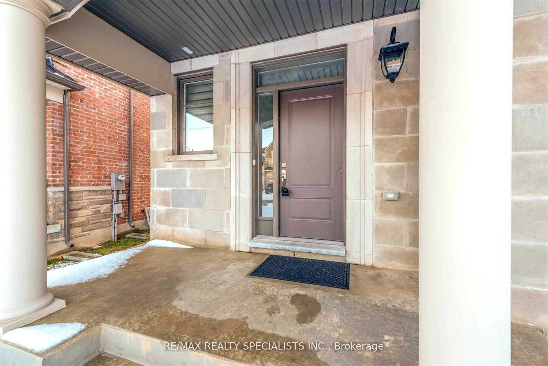 Photo 2 of 116 Lacrosse Trail, Vaughan, Kleinburg — HOMEH