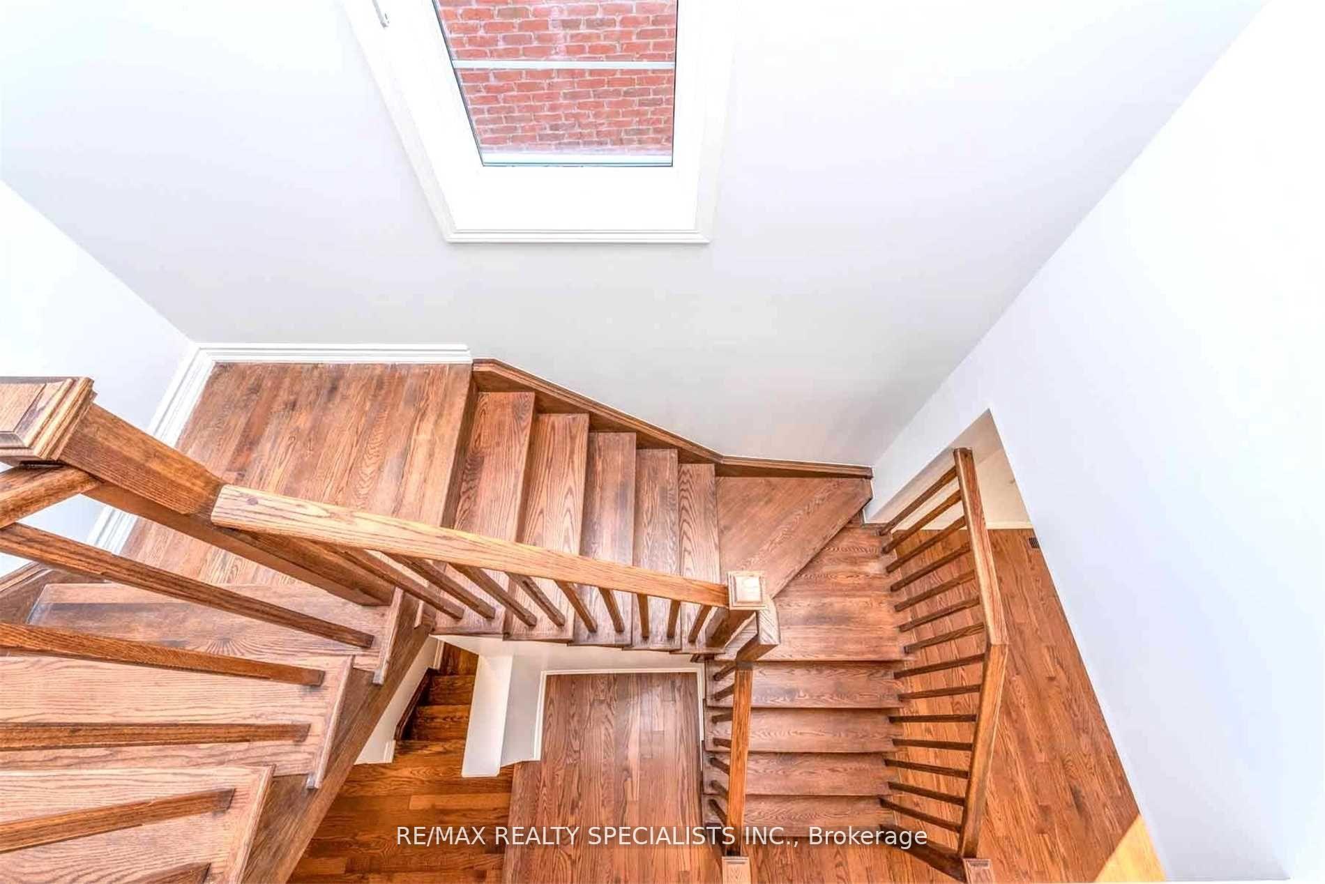 Photo 19 of 116 Lacrosse Trail, Vaughan, Kleinburg — HOMEH