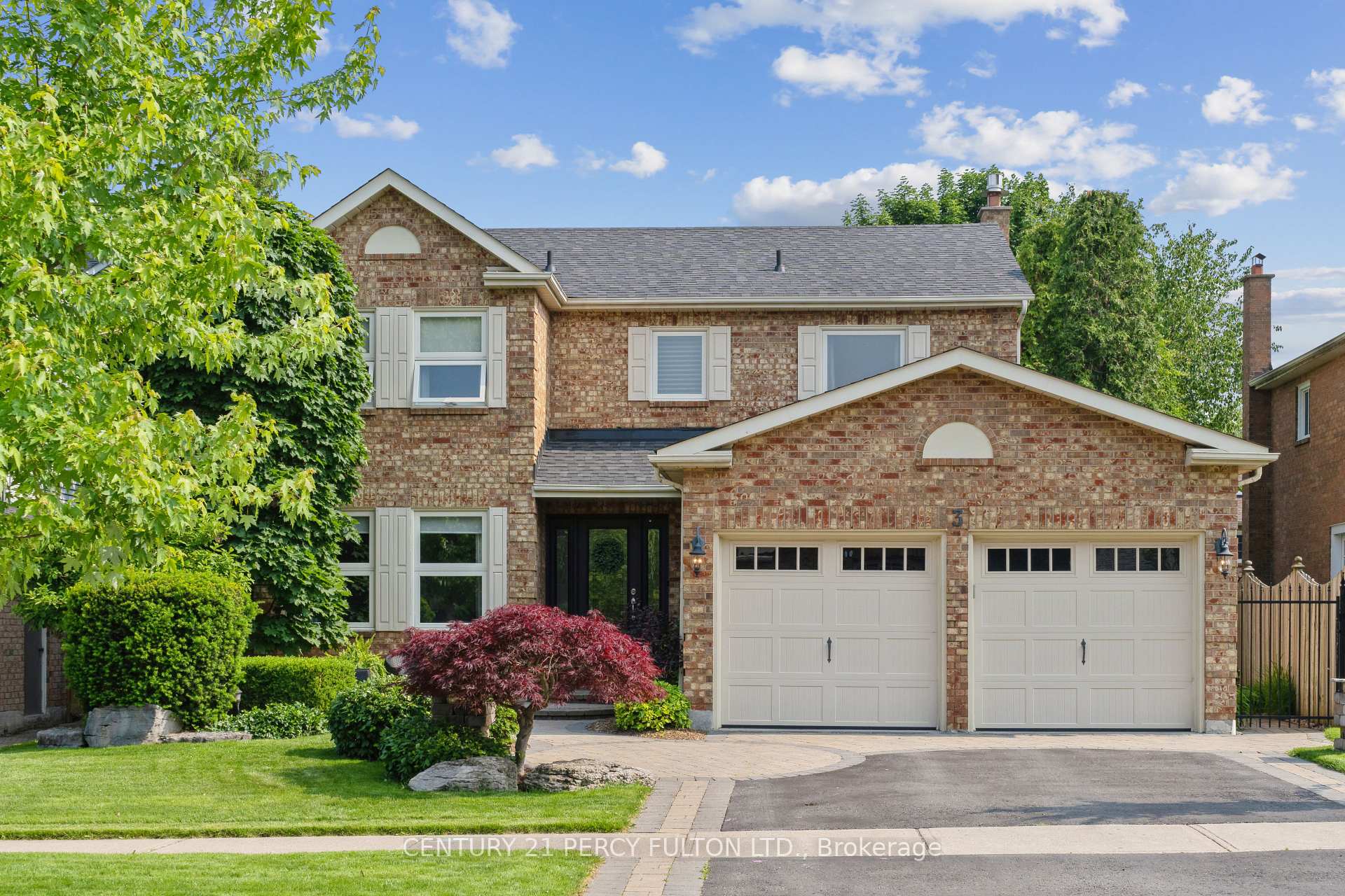 Photo 1 of 3 Chipperfield Crescent, Whitby, Pringle Creek — HOMEH