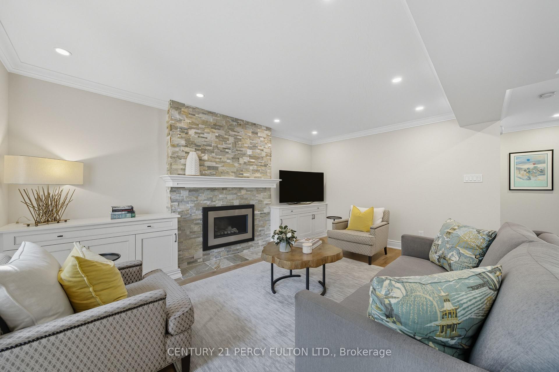 Photo 7 of 3 Chipperfield Crescent, Whitby, Pringle Creek — HOMEH